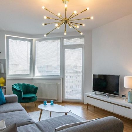 2 Room Apartment With Terrace, New Building, Jegeho Bratysława Zewnętrze zdjęcie