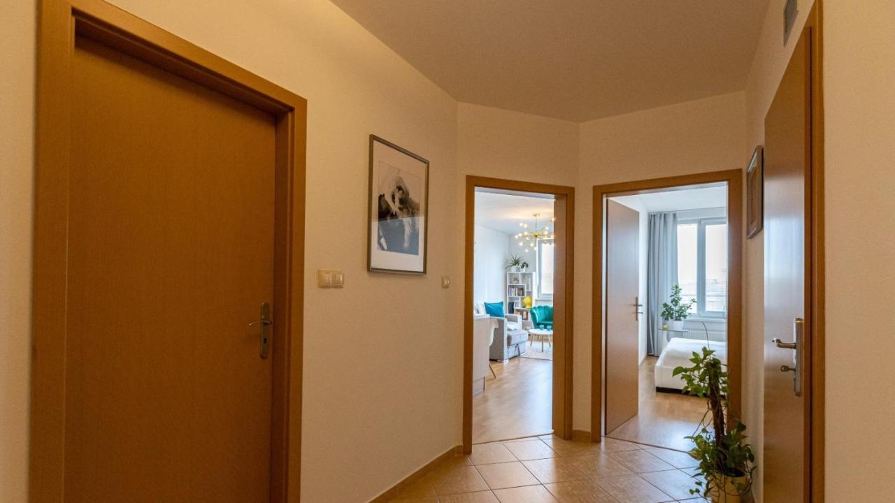2 Room Apartment With Terrace, New Building, Jegeho Bratysława Zewnętrze zdjęcie